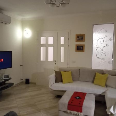 Holiday Center Apartment Shkoder Ngoại thất bức ảnh