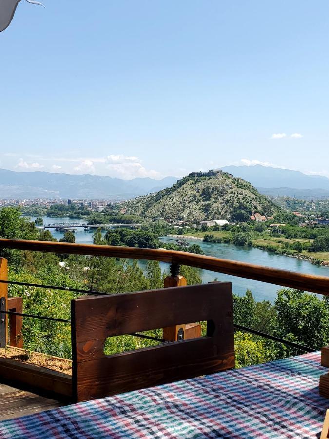 Holiday Center Apartment Shkoder Ngoại thất bức ảnh