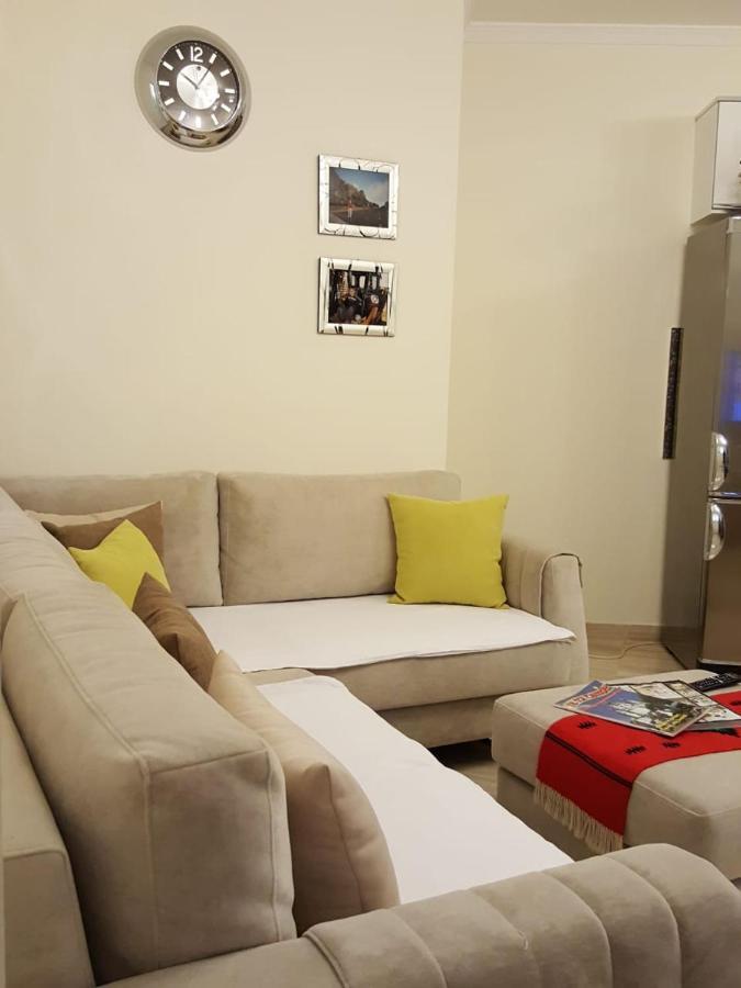 Holiday Center Apartment Shkoder Ngoại thất bức ảnh